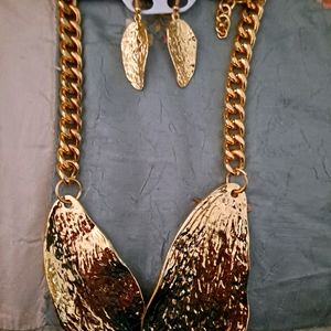 HAMMERED Goldplated set Leaf Necklace & Earrings